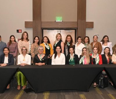 Colaboran con mujeres empresarias de Irapuato