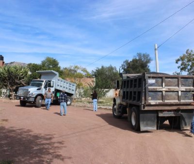 Aporta Gobierno capitalino material para concluir pavimentación de la calle Granada en el Fraccionamiento Nueva España