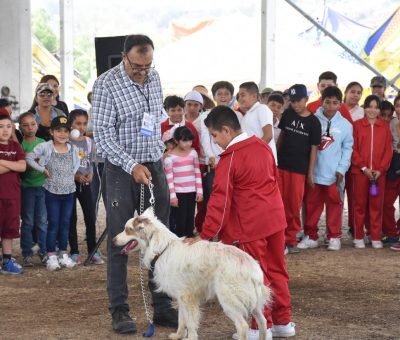 Más de mil pequeñas sonrisas brillan en Expo Feria