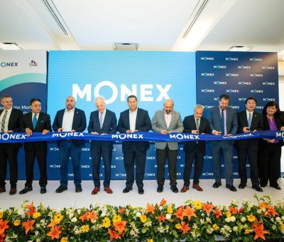 Inaugura Gobernador oficina de MONEX en Puerto Interior