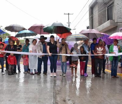 Chío Cervantes inaugura Calle Potrero del Refugio