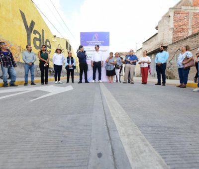 Entregan calles pavimentadas en colonias populares de Irapuato