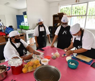 Continúan talleres en Centros de Desarrollo Comunitario