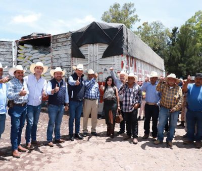 Entrega SDAyR apoyos por más de $12 millones de pesos para el campo