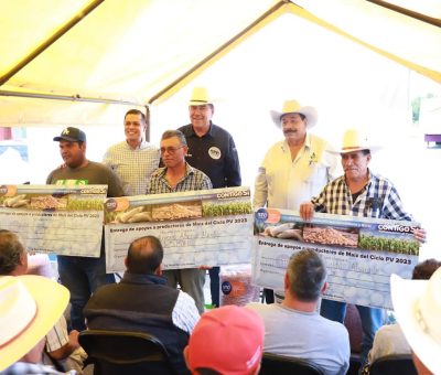 Entrega SDAyR apoyos por más de $2 MDP  al campo de Salvatierra