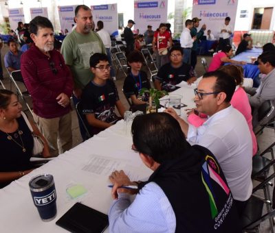 Atienden en Miércoles Ciudadano a irapuatenses