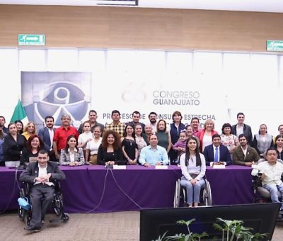 El PAN y PRD refrendan su compromiso de colaborar en favor de los derechos humanos de las personas con discapacidad