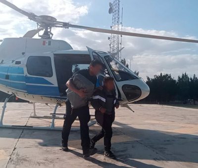 En rescate aéreo, Fuerzas de Seguridad Pública del Estado ponen una salva a un grupo de personas varadas en la sierra de Codornices