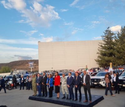 Entrega de Unidades Motoras y Equipamiento Policial en Salvatierra