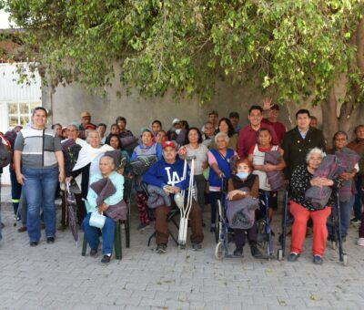 Entrega de cobijas del programa “Abrigando Corazones”