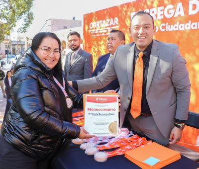 Entregan medalla «nuestro ciudadano más distinguido» a cuerpos de emergencia