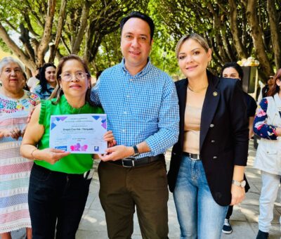 Realizan primera Feria de Emprendimiento “Mujer Emprendedora”.